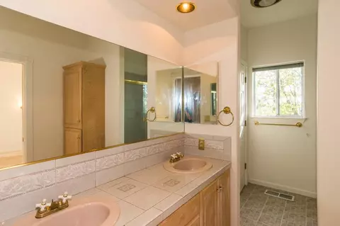266 Kingswood Ct, Redding, CA 96003 photo 23