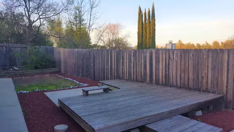 1482 Spaniel Ct, Redding, CA 96003 photo 11