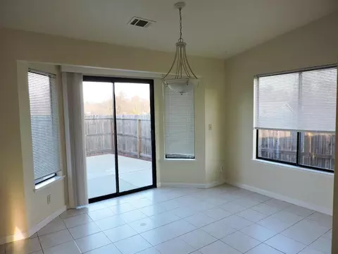 1482 Spaniel Ct, Redding, CA 96003 photo 4