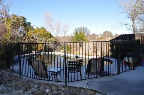 670 Alamine Dr, Redding, CA 96003 photo 38