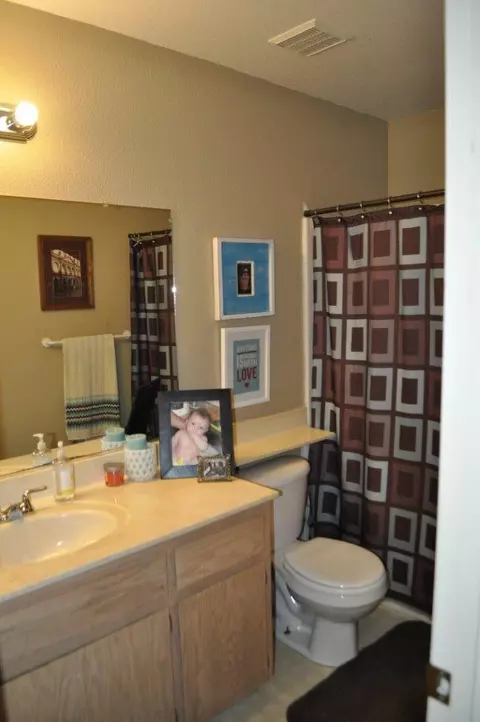 670 Alamine Dr, Redding, CA 96003 photo 2