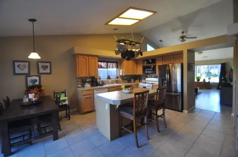 670 Alamine Dr, Redding, CA 96003 photo 9