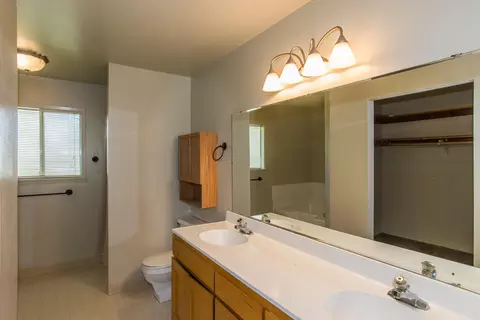 11509 E Stillwater Way, Redding, CA 96003 photo 14