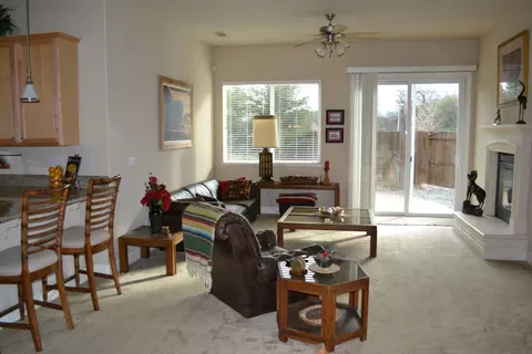 4547 Chinook Dr, Redding, CA 96002 photo 7
