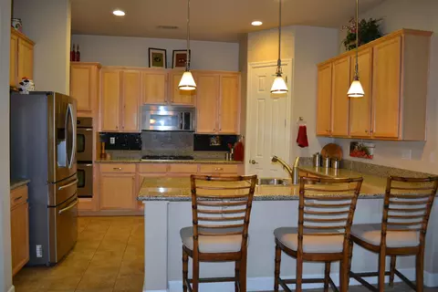 4547 Chinook Dr, Redding, CA 96002 photo 5