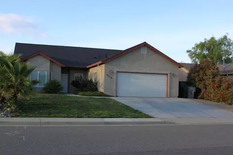 930 Domain Way, Redding, CA 96003 photo 1