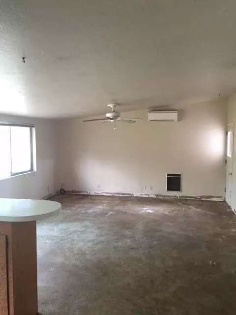 1103 5th St, Redding, CA 96002 photo 2