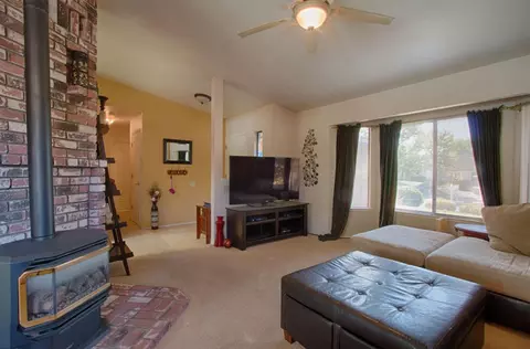 1079 Nighthawk Ln, Redding, CA 96003 photo 9