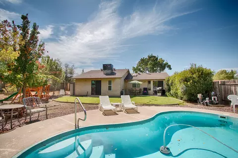1079 Nighthawk Ln, Redding, CA 96003 photo 3
