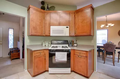 1079 Nighthawk Ln, Redding, CA 96003 photo 5
