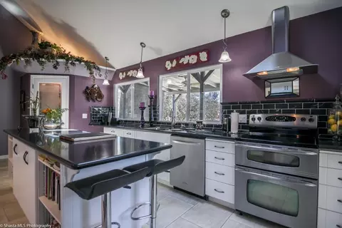 9249 Silver King Rd, Redding, CA 96001 photo 5