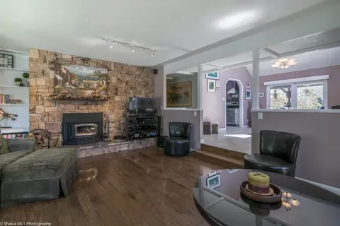 9249 Silver King Rd, Redding, CA 96001 photo 11