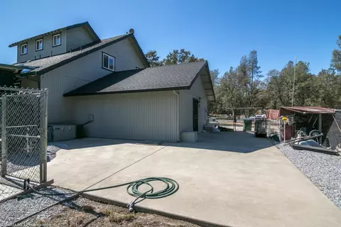 9249 Silver King Rd, Redding, CA 96001 photo 22