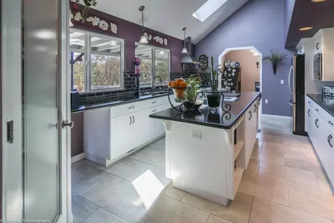 9249 Silver King Rd, Redding, CA 96001 photo 7