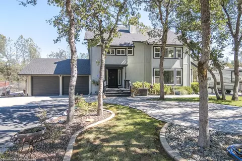 9249 Silver King Rd, Redding, CA 96001 photo 3
