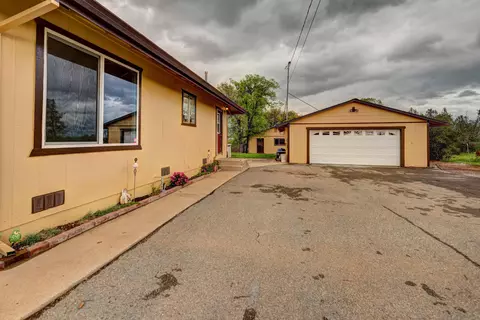 21812 Chukar Ln, Redding, CA 96003 photo 6