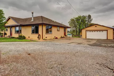21812 Chukar Ln, Redding, CA 96003 photo 5