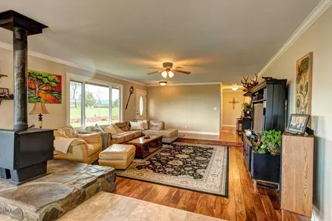 21812 Chukar Ln, Redding, CA 96003 photo 11