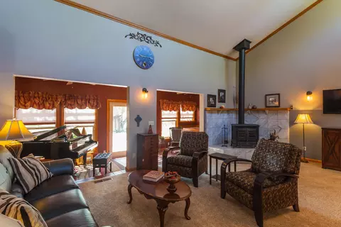 15945 Frontiersman Dr, Redding, CA 96001 photo 12