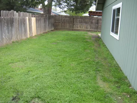 2622 Pernie Trl, Redding, CA 96001 photo 12