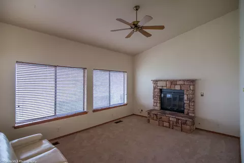 920 Springer Dr, Redding, CA 96003 photo 10
