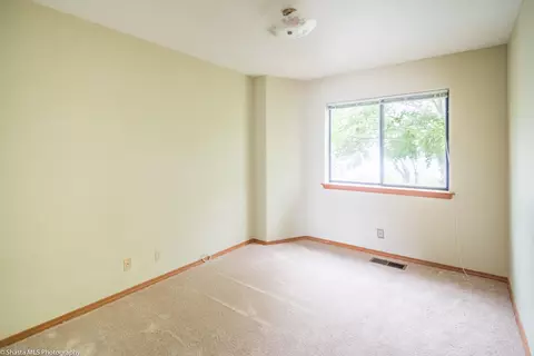 920 Springer Dr, Redding, CA 96003 photo 11