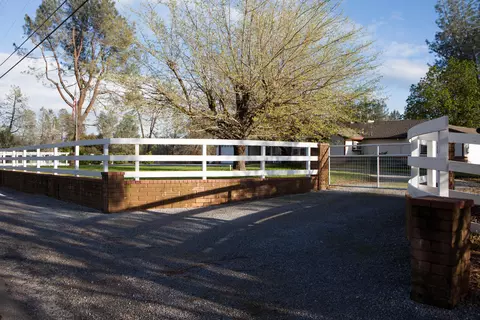 20277 Portero Dr, Redding, CA 96003 photo 41