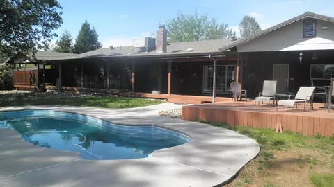 20277 Portero Dr, Redding, CA 96003 photo 26