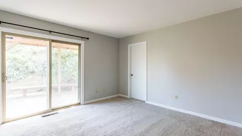 735 Coffeeberry Ln, Redding, CA 96003 photo 7