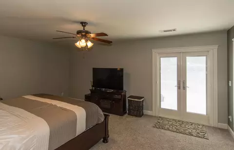 3244 Seedling Dr, Redding, CA 96001 photo 9