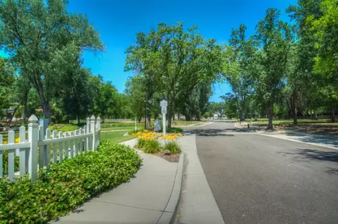 5515 Lexi Ln, Redding, CA 96001 photo 2