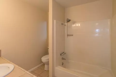 4312 Paulson Ln, Redding, CA 96002 photo 8