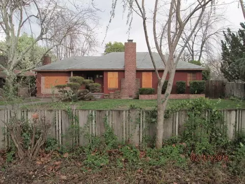 2500 Wyndham Ln, Redding, CA 96001 photo 2