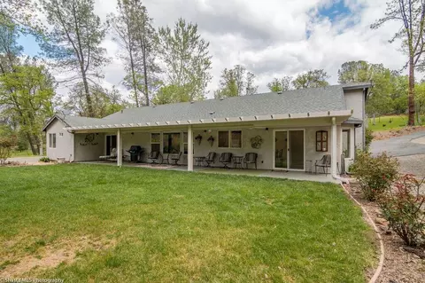 11660 Wilvern Ln, Redding, CA 96003 photo 3