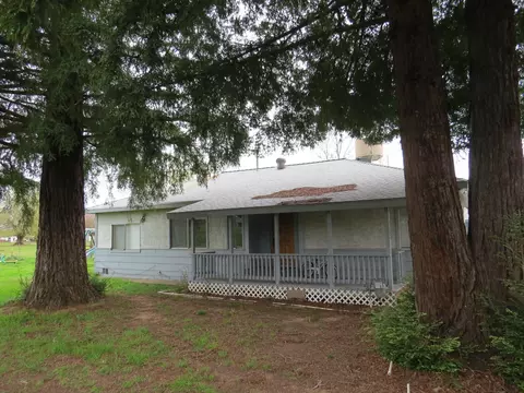 7462 Neverland, Redding, CA 96002 photo 1