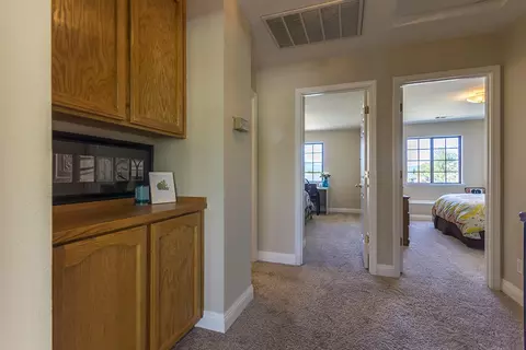 2113 Hacienda St, Redding, CA 96003 photo 26