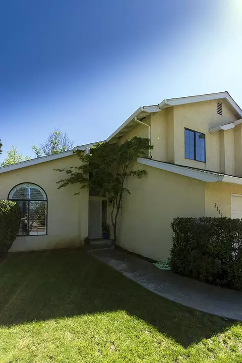2113 Hacienda St, Redding, CA 96003 photo 13
