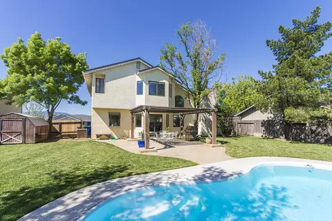 2113 Hacienda St, Redding, CA 96003 photo 6