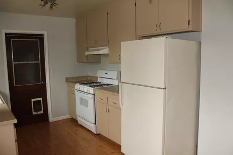 2296 Saturn, Redding, CA 96002 photo 2