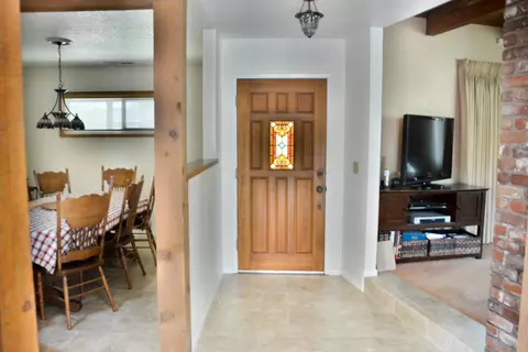 1115 Redbud Dr, Redding, CA 96001 photo 9