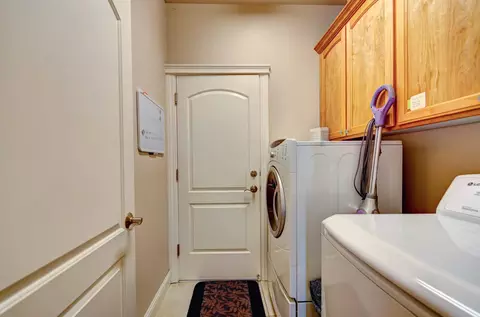 1001 Rollingview Dr, Redding, CA 96003 photo 31