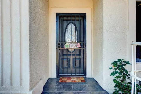 1001 Rollingview Dr, Redding, CA 96003 photo 3