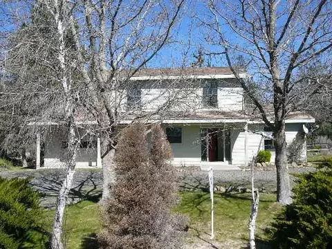 15320 Lakeside Ct, Weed, CA 96094 photo 2