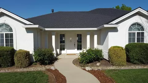 3830 Sunglow Dr, Redding, CA 96001 photo 3