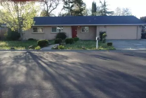 3560 Riverview Dr, Redding, CA 96001 photo 1