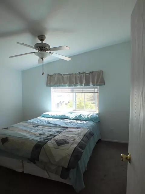 21558 Kathy Ln, Redding, CA 96003 photo 24