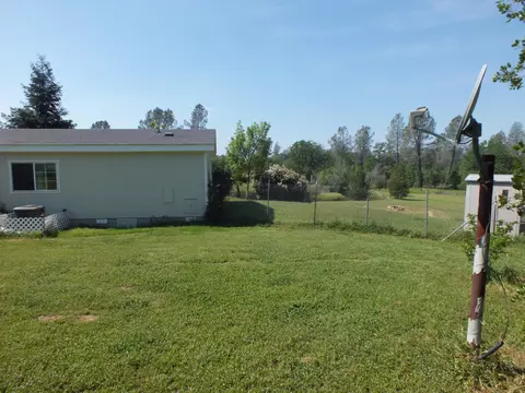 21558 Kathy Ln, Redding, CA 96003 photo 33