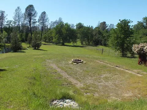 21558 Kathy Ln, Redding, CA 96003 photo 19