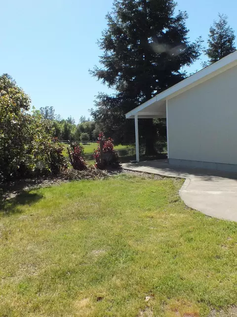21558 Kathy Ln, Redding, CA 96003 photo 22