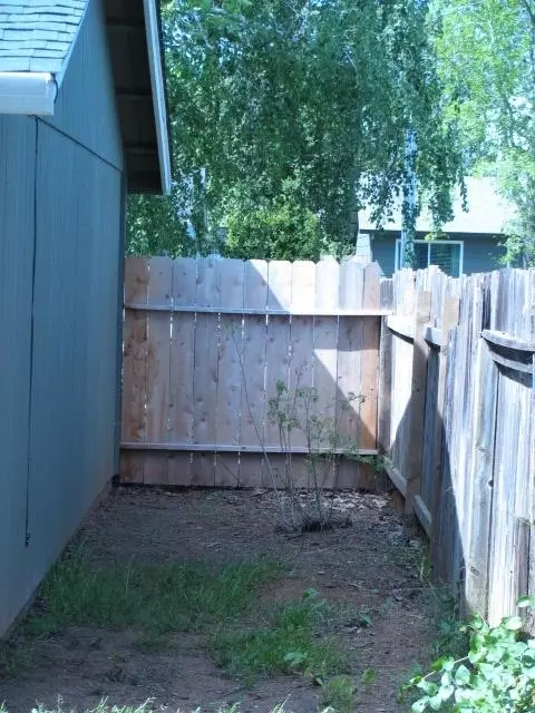 3853 Apollo St, Redding, CA 96002 photo 12